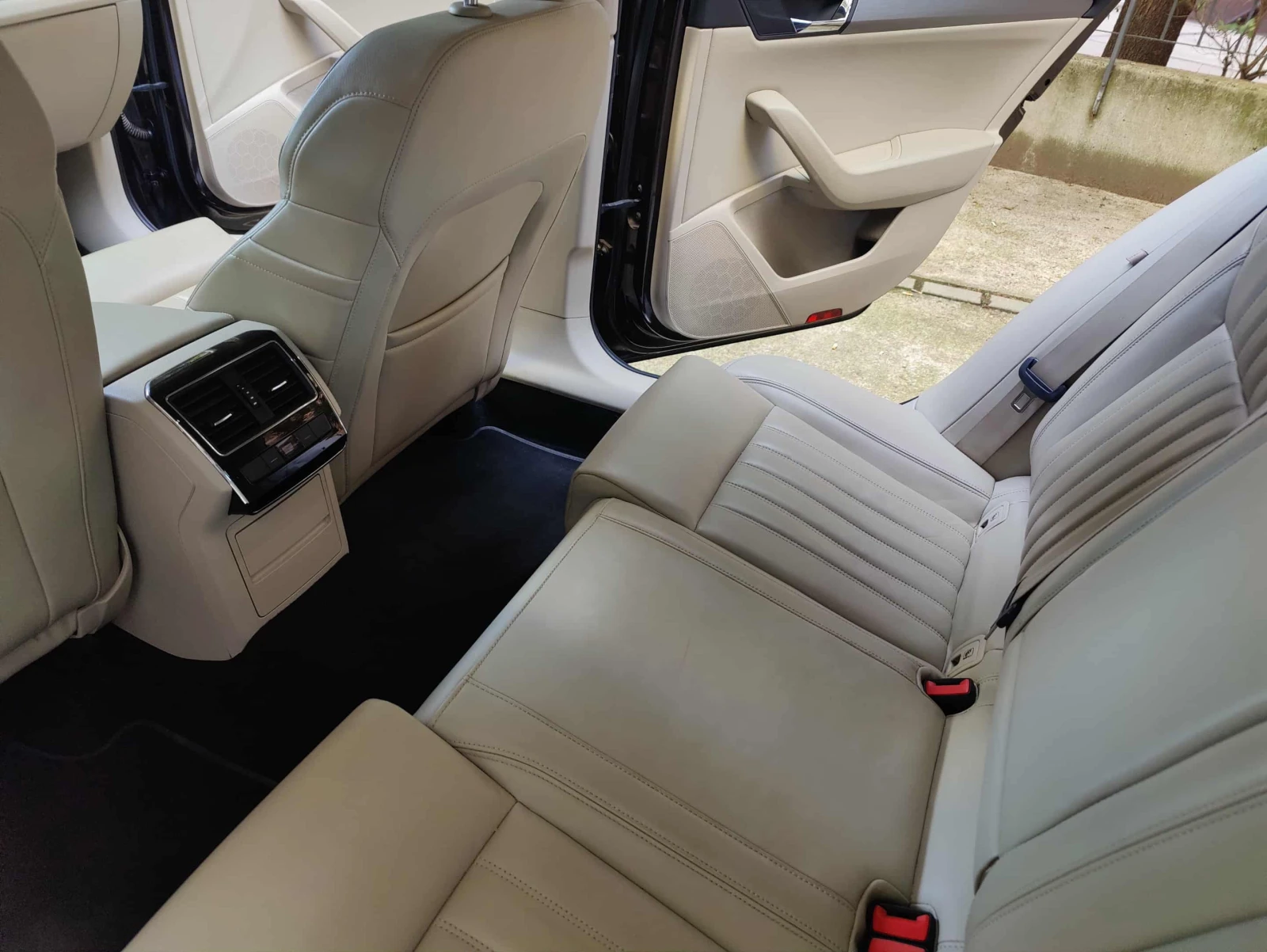 Skoda Superb  - изображение 10