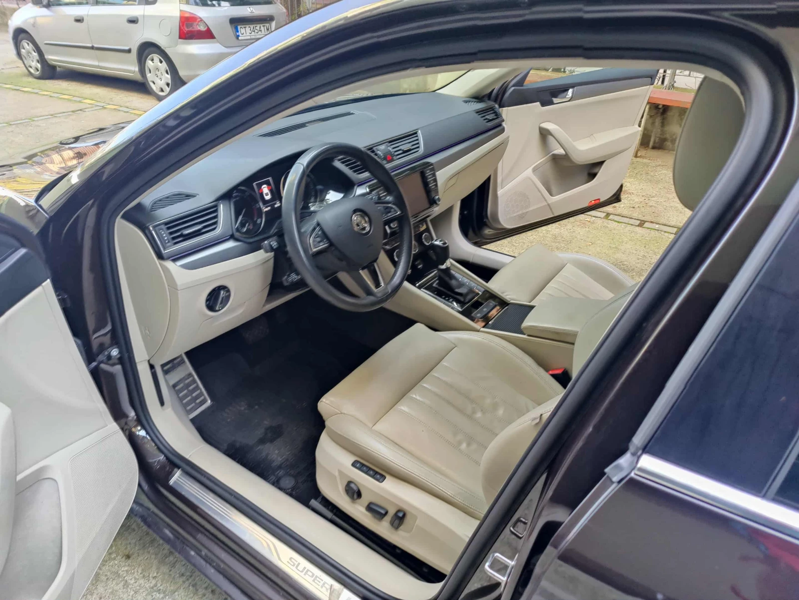 Skoda Superb  - изображение 9