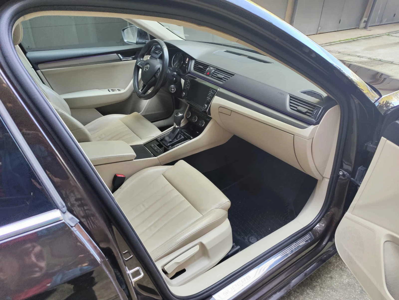 Skoda Superb  - изображение 7