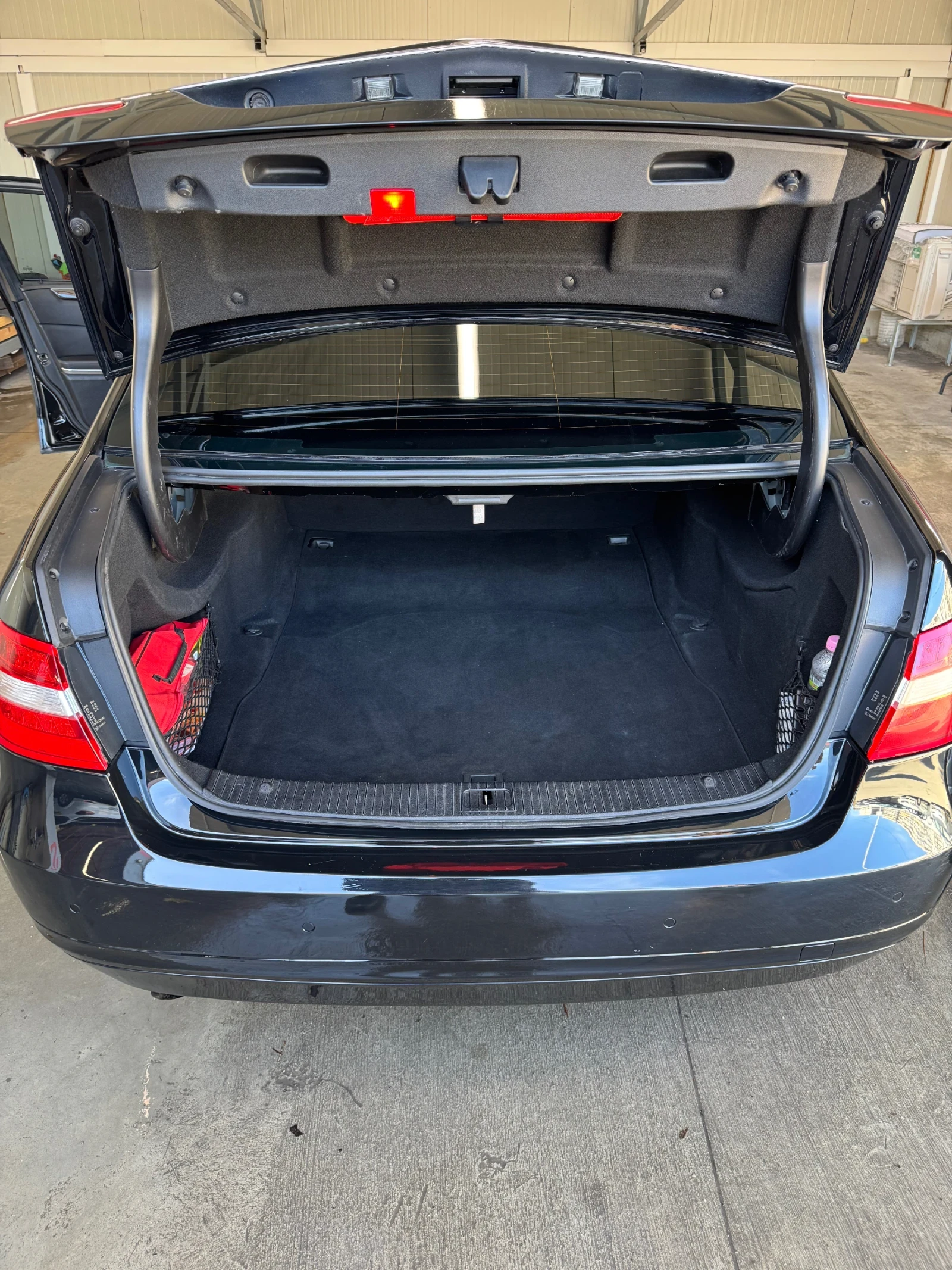 Mercedes-Benz E 220  - изображение 8