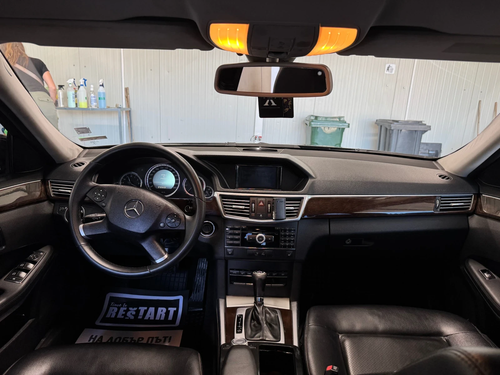 Mercedes-Benz E 220  - изображение 9