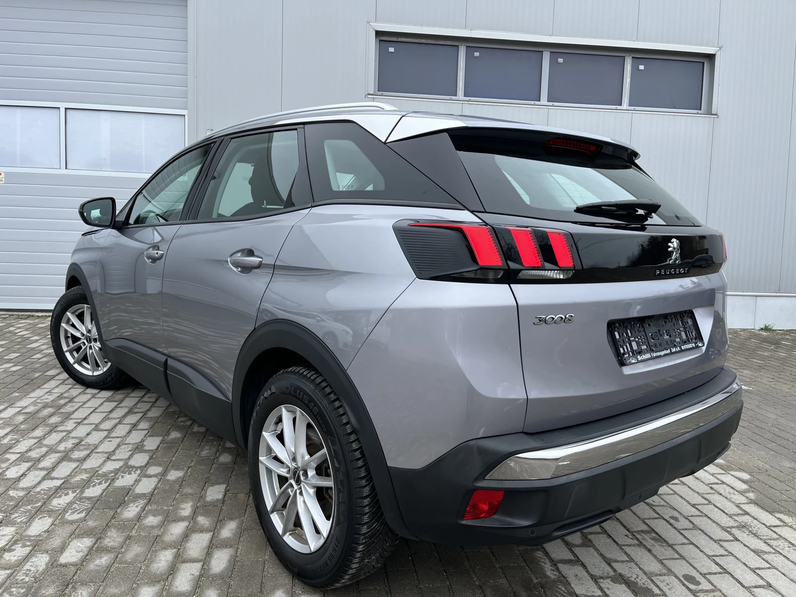 Peugeot 3008 Дизел, Автоматик-8ск. 2020г. 8бр.джанти с гуми - изображение 3