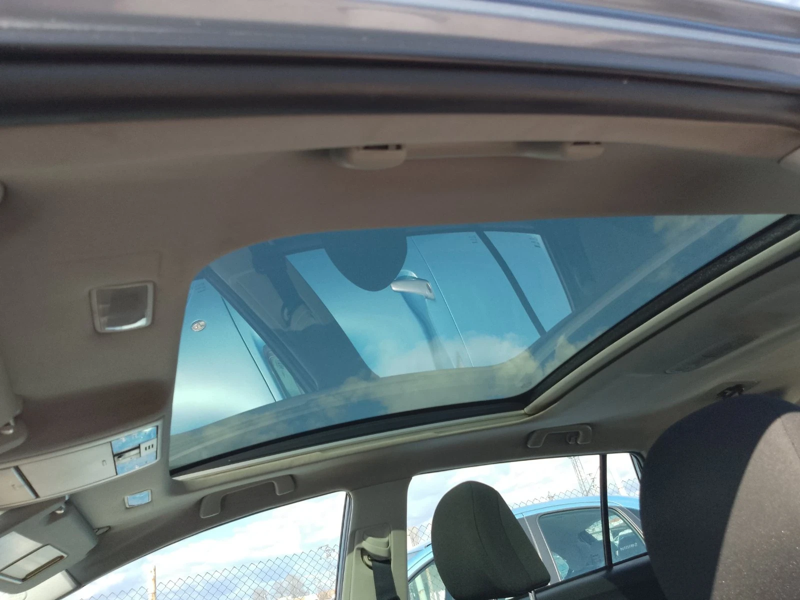 Toyota Corolla verso 2.0d-4d/127k.s. - изображение 9