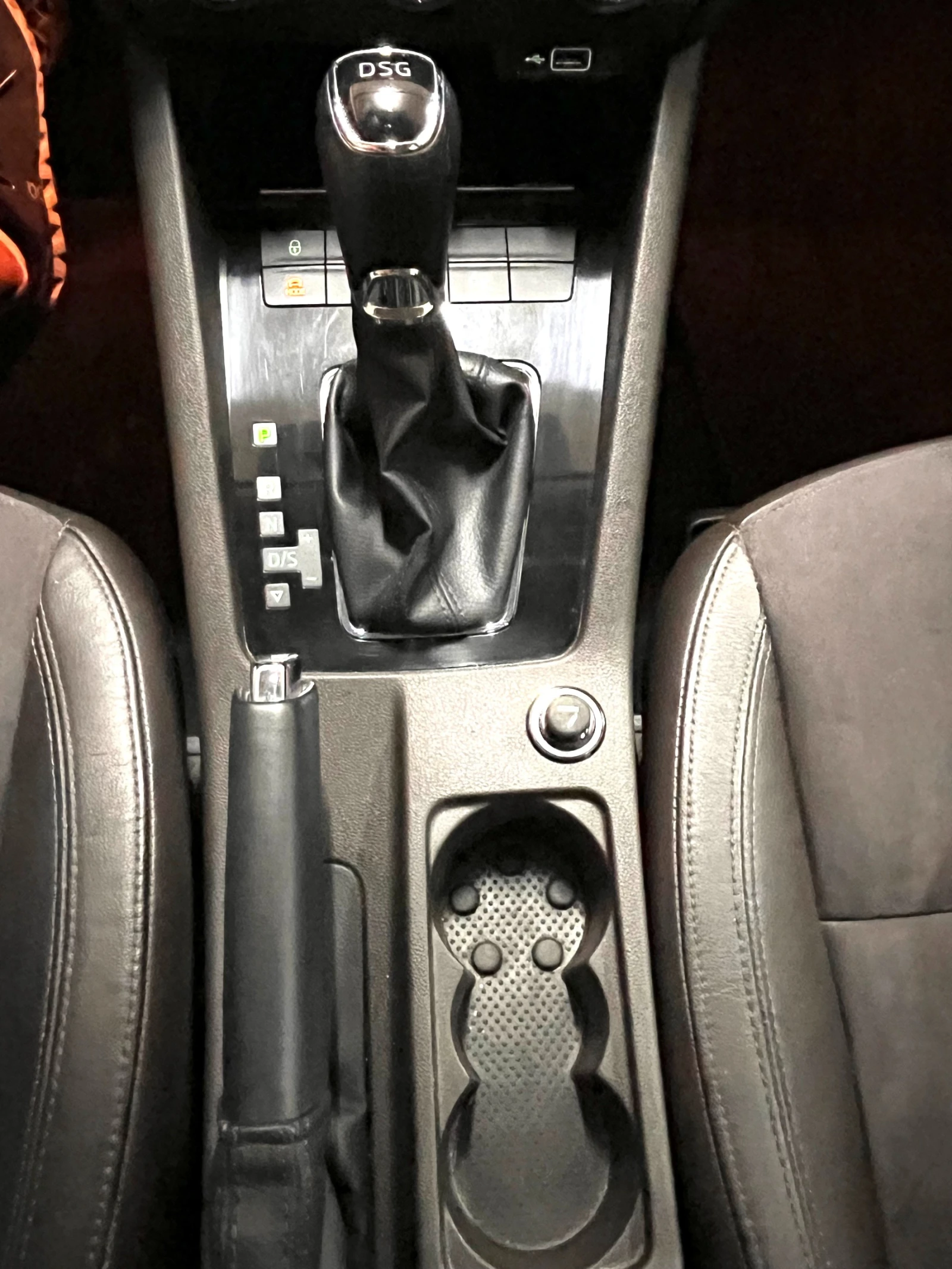 Skoda Octavia 1, 5 TSI ACT DSG Laurin&Klement, снимка 12 - Автомобили и джипове - 53812330