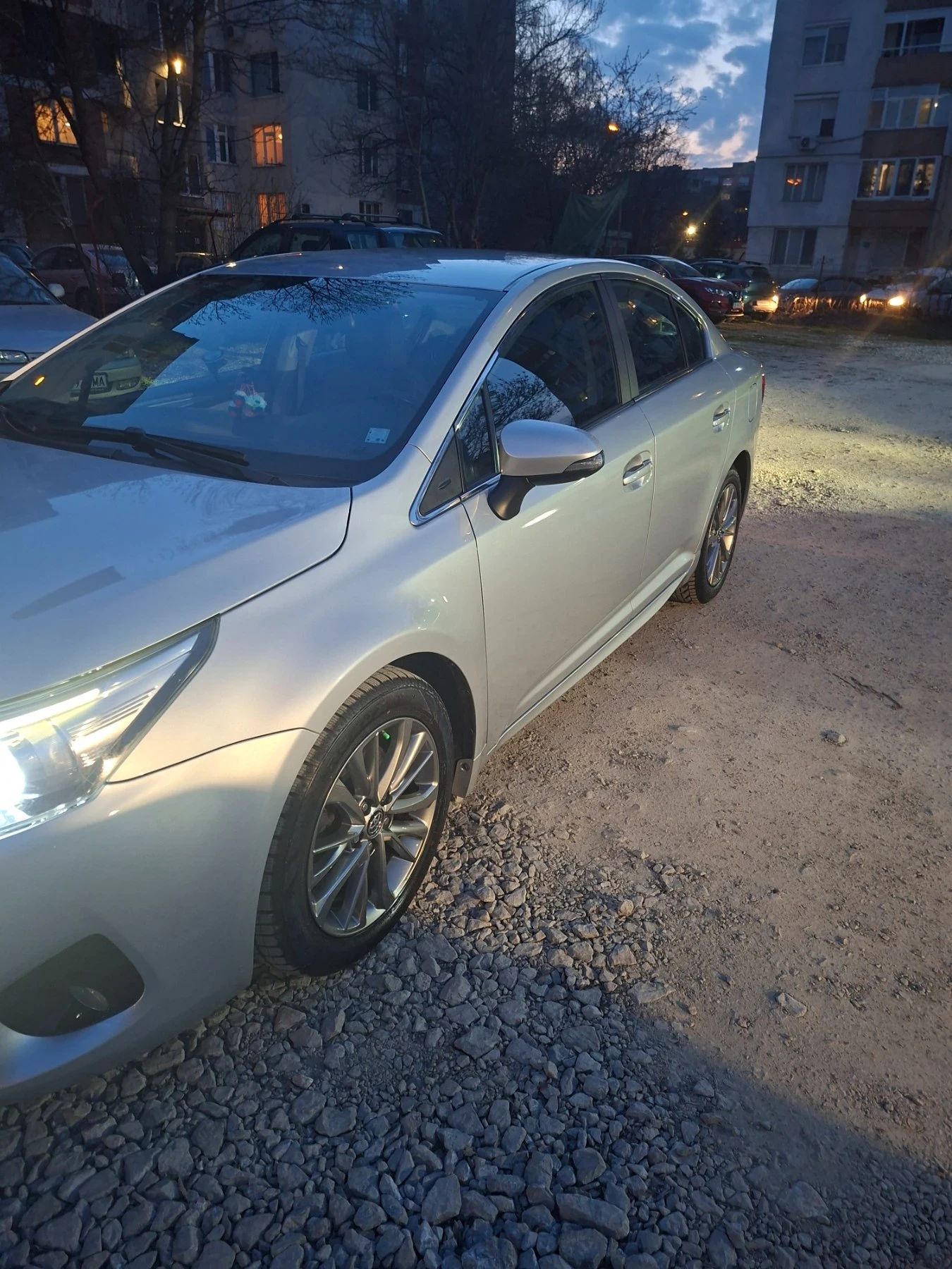 Toyota Avensis, снимка 3 - Автомобили и джипове - 53866263