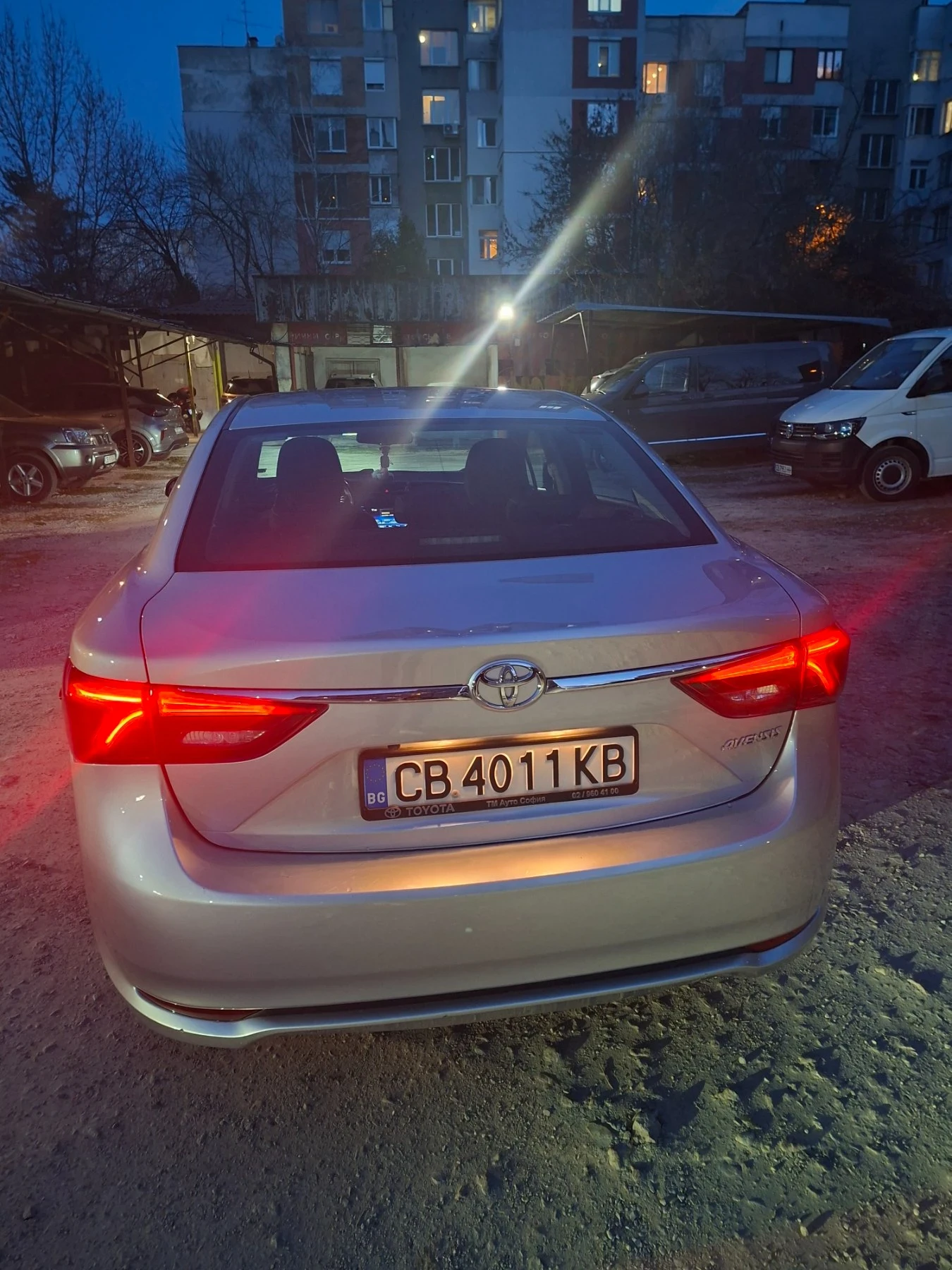 Toyota Avensis, снимка 5 - Автомобили и джипове - 53866263