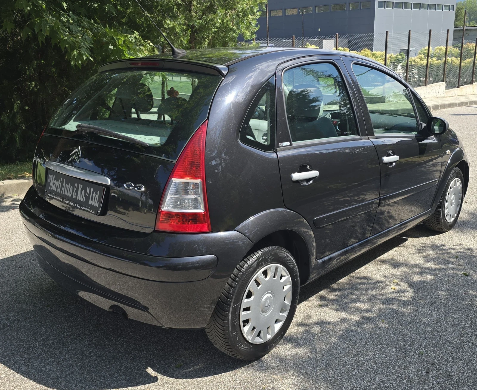 Citroen C3 1.1 i Exclusive, снимка 8 - Автомобили и джипове - 53874616