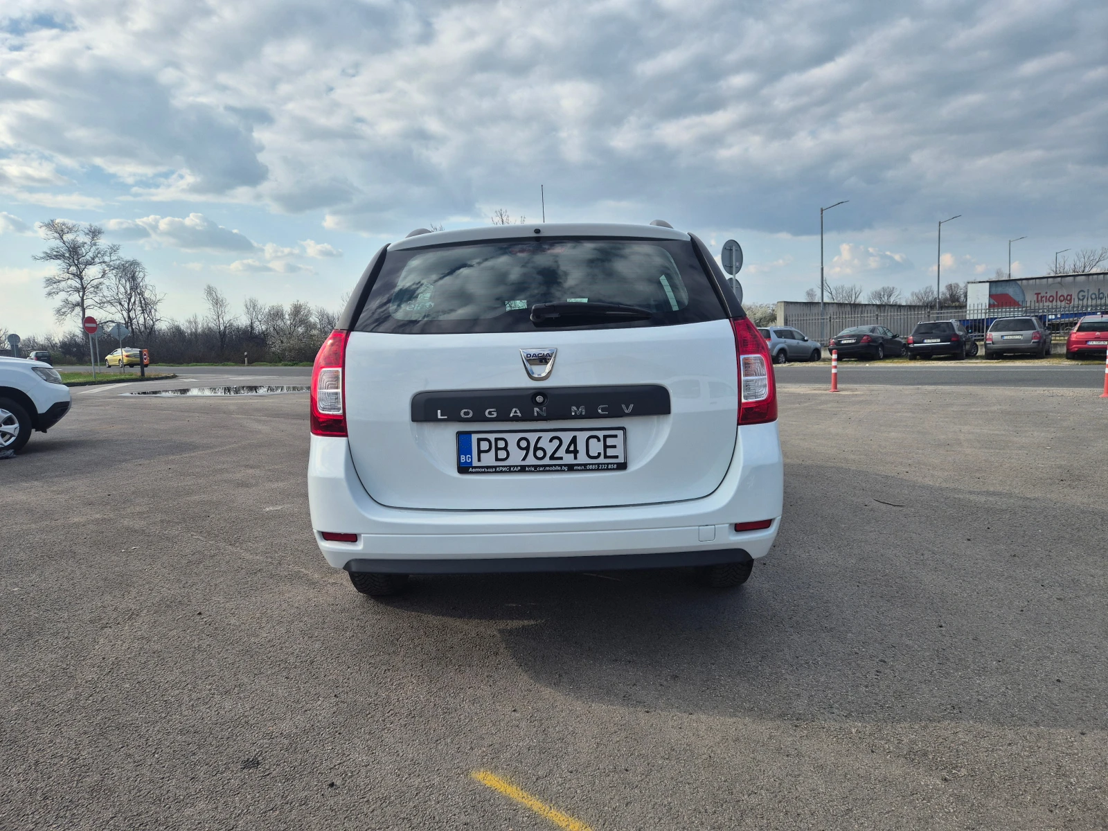 Dacia Logan 1.5 DCI, снимка 4 - Автомобили и джипове - 53976870