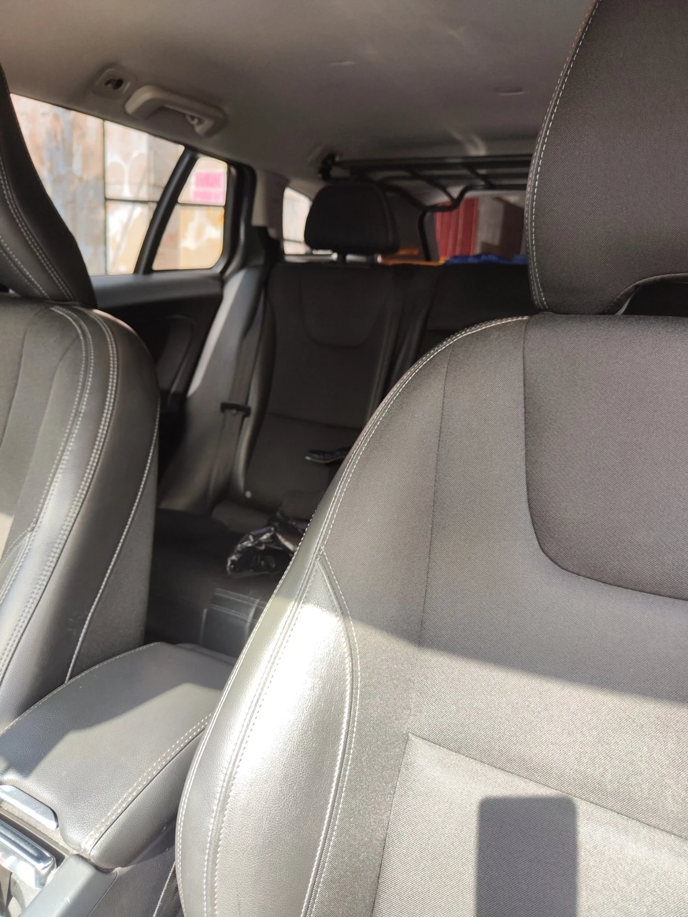 Volvo V60 Cross Country, снимка 11 - Автомобили и джипове - 53989801