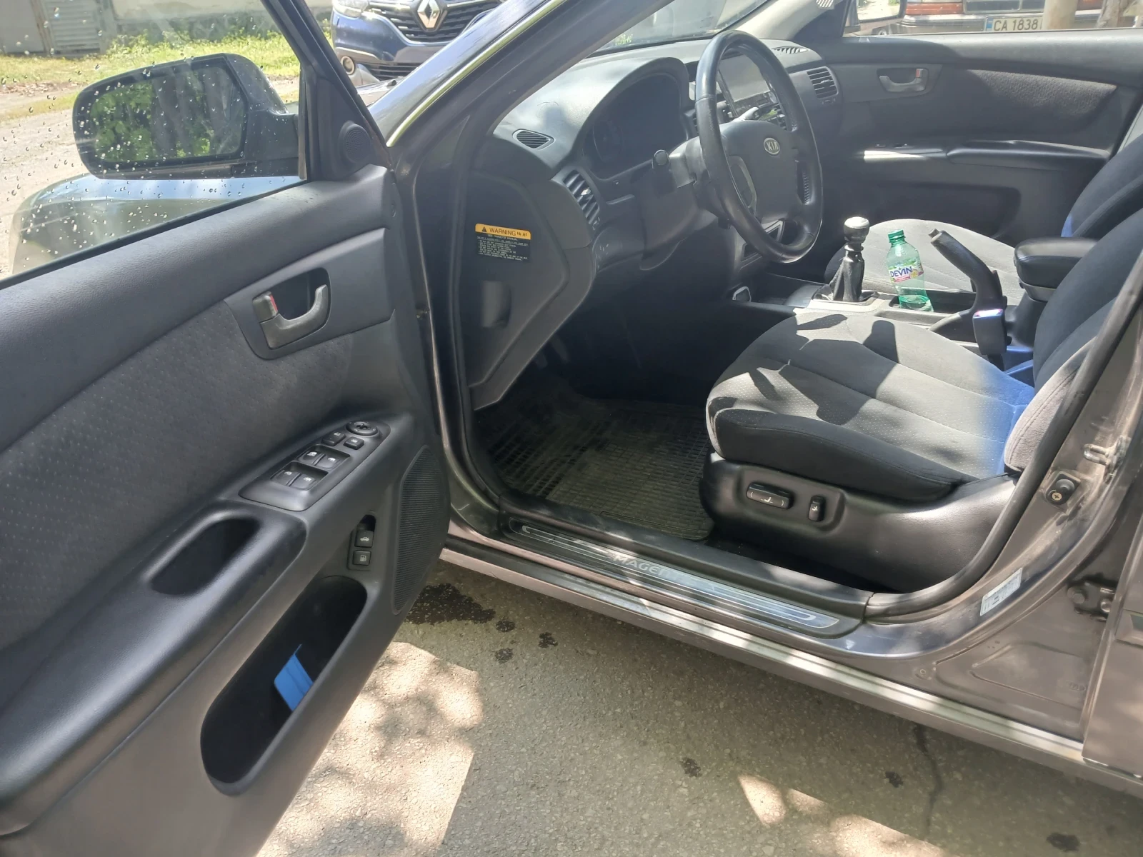 Kia Magentis 2.0, снимка 8 - Автомобили и джипове - 54412204