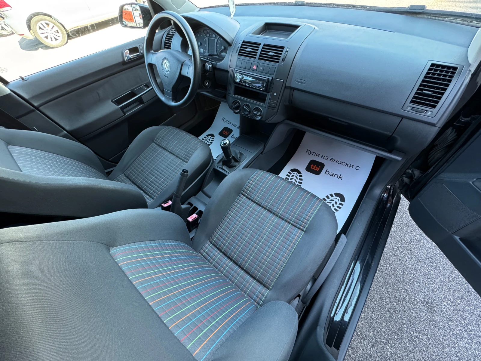 VW Polo 1.4I НОВ ВНОС , снимка 8 - Автомобили и джипове - 54786879