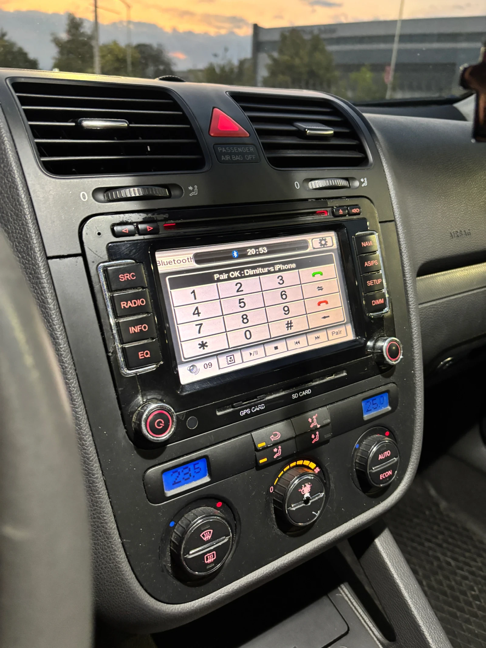 VW Golf 1.9 TDI, снимка 9 - Автомобили и джипове - 55671612