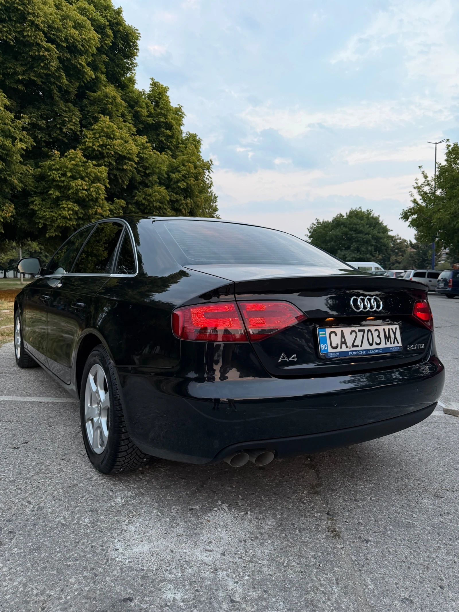 Audi A4 2.0 TDI* S-LINE * LED* , снимка 4 - Автомобили и джипове - 55711588