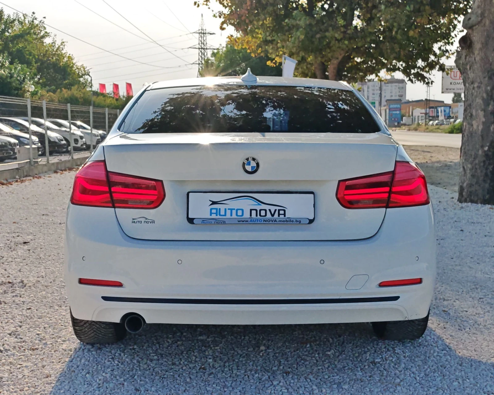 BMW 318 2.0 150 К.С. ДИЗЕЛ! АВТОМАТ! , снимка 6 - Автомобили и джипове - 55905548