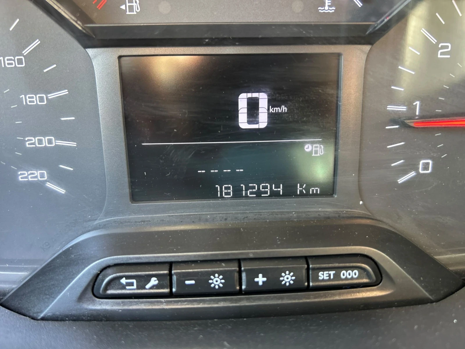 Peugeot Partner Хладилен ЕВРО6Б ОБСЛУЖЕН, снимка 17 - Автомобили и джипове - 55981273