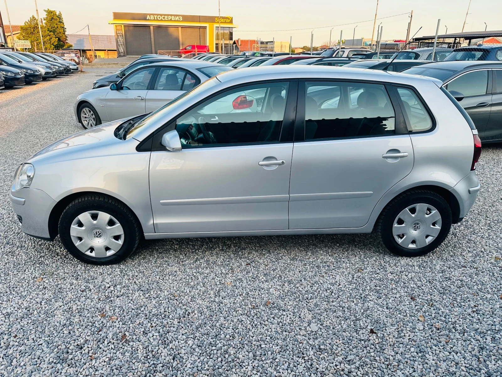 VW Polo 1.4i, снимка 3 - Автомобили и джипове - 56075968
