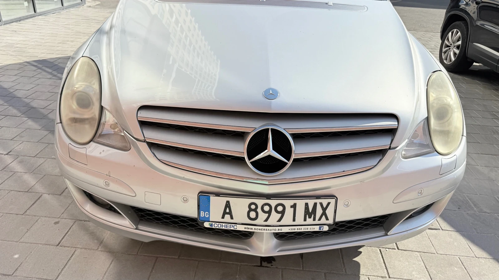 Mercedes-Benz R 320