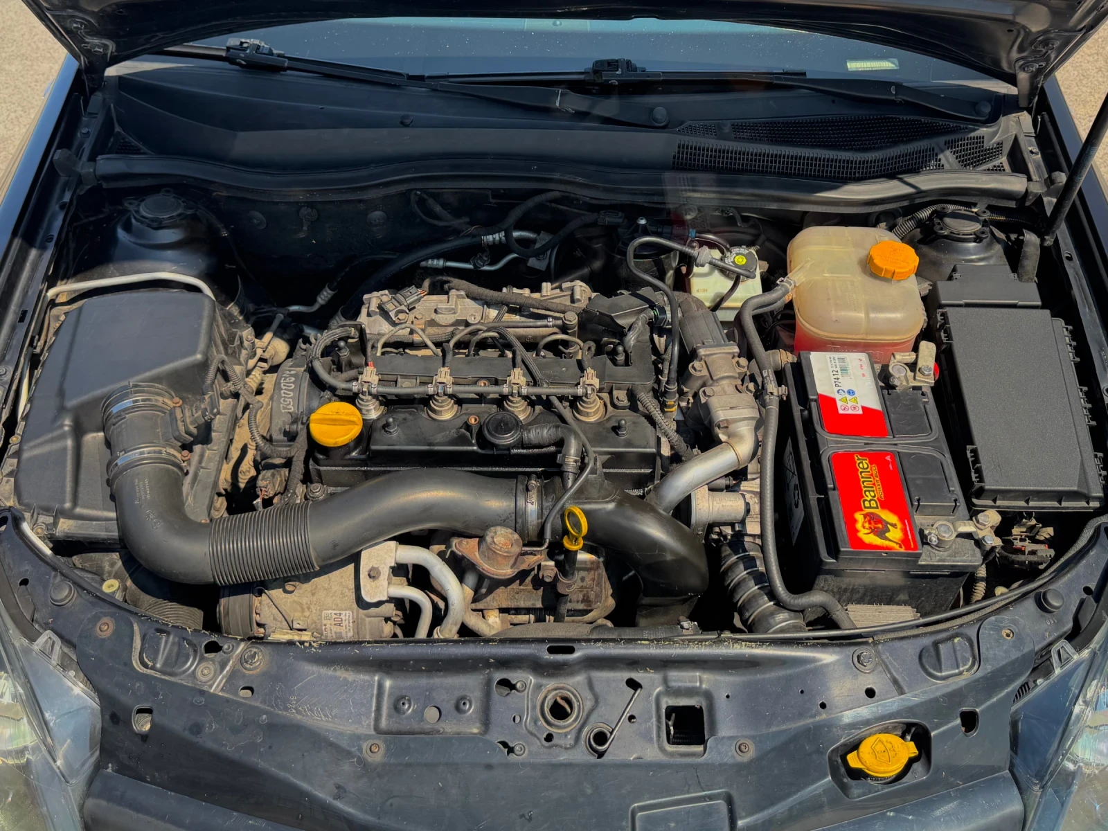 Opel Astra 1.7 CDTI, снимка 12 - Автомобили и джипове - 56626384