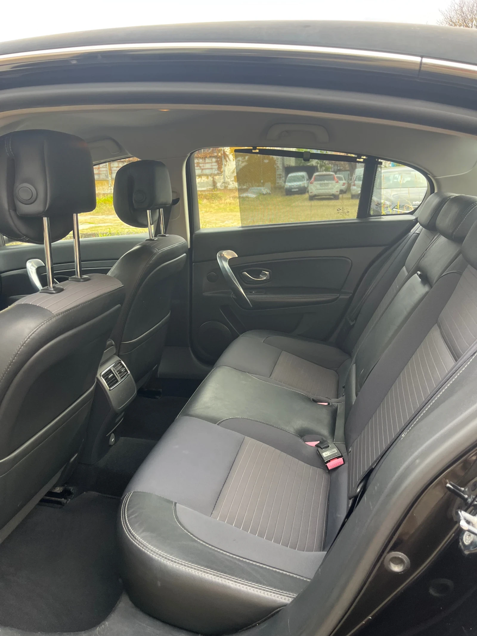 Renault Latitude 2.0D OmnicarAuto, снимка 15 - Автомобили и джипове - 56712549