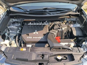 Mitsubishi Outlander 3.0 GT S-AWC 7места, снимка 17