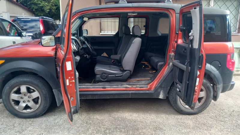 Honda Element, снимка 3 - Автомобили и джипове - 47405298