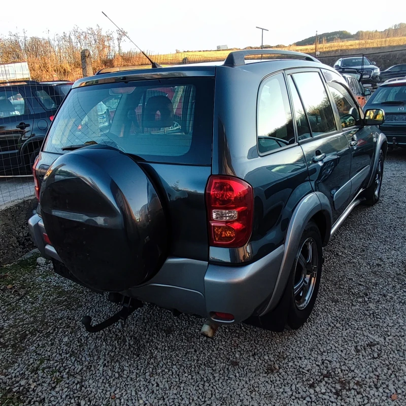 Toyota Rav4 2.0* D-4D* 116ks* KLIMATRONIK* FACELIFT* , снимка 4 - Автомобили и джипове - 48406622