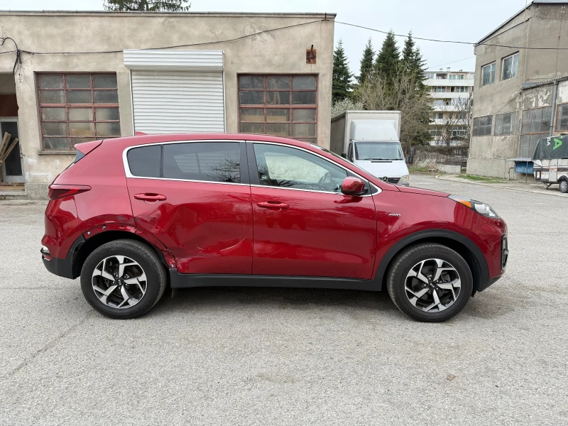 Kia Sportage, снимка 8 - Автомобили и джипове - 49505532