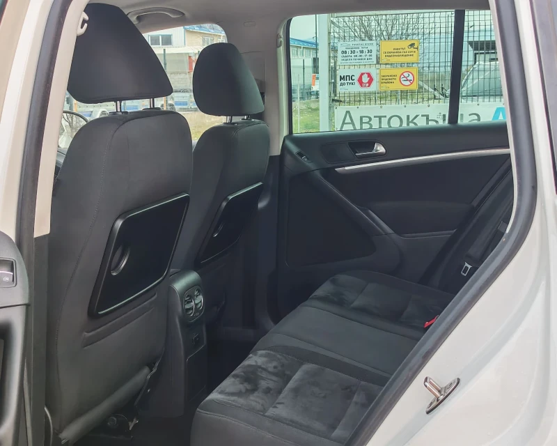 VW Tiguan 2.0 ДИЗЕЛ 140 К.С.FACE! 4MOTION! HIGHLINE! УНИКАТ , снимка 12 - Автомобили и джипове - 52643633