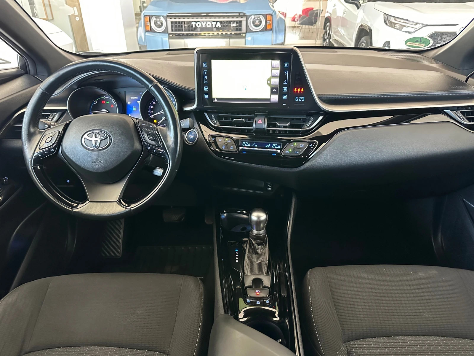 Toyota C-HR  - изображение 7