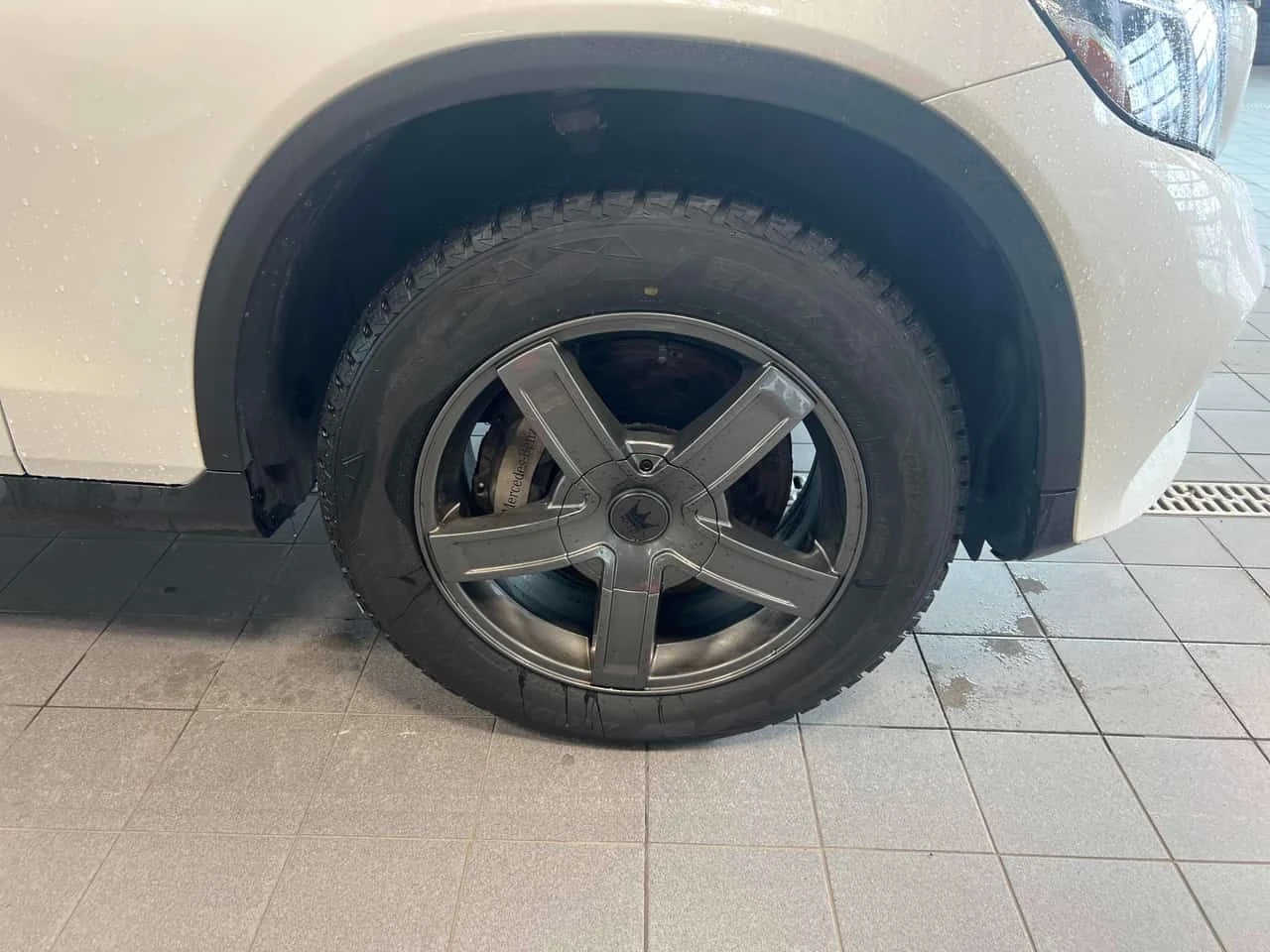 Mercedes-Benz GLC 300 * 4MATIC* ПОДГРЕВ* ПАНОРАМА*  - изображение 7