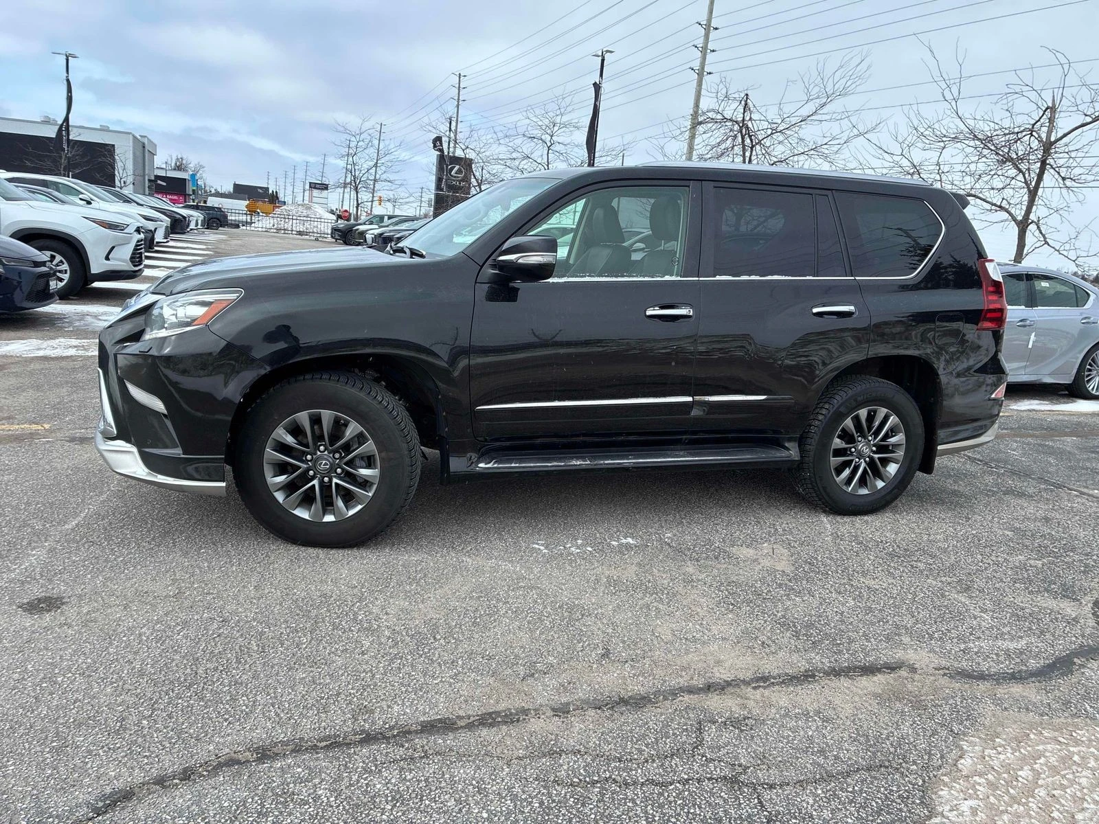 Lexus GX 460 С РЕГИСТРАЦИЯ & АВТО КРЕДИТ, снимка 3 - Автомобили и джипове - 53893869