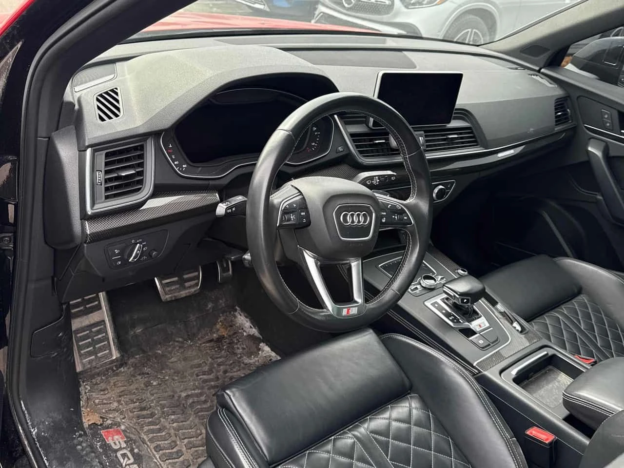 Audi SQ5 Technik/360/LED/B&O/МАСАЖИ , снимка 5 - Автомобили и джипове - 54031636