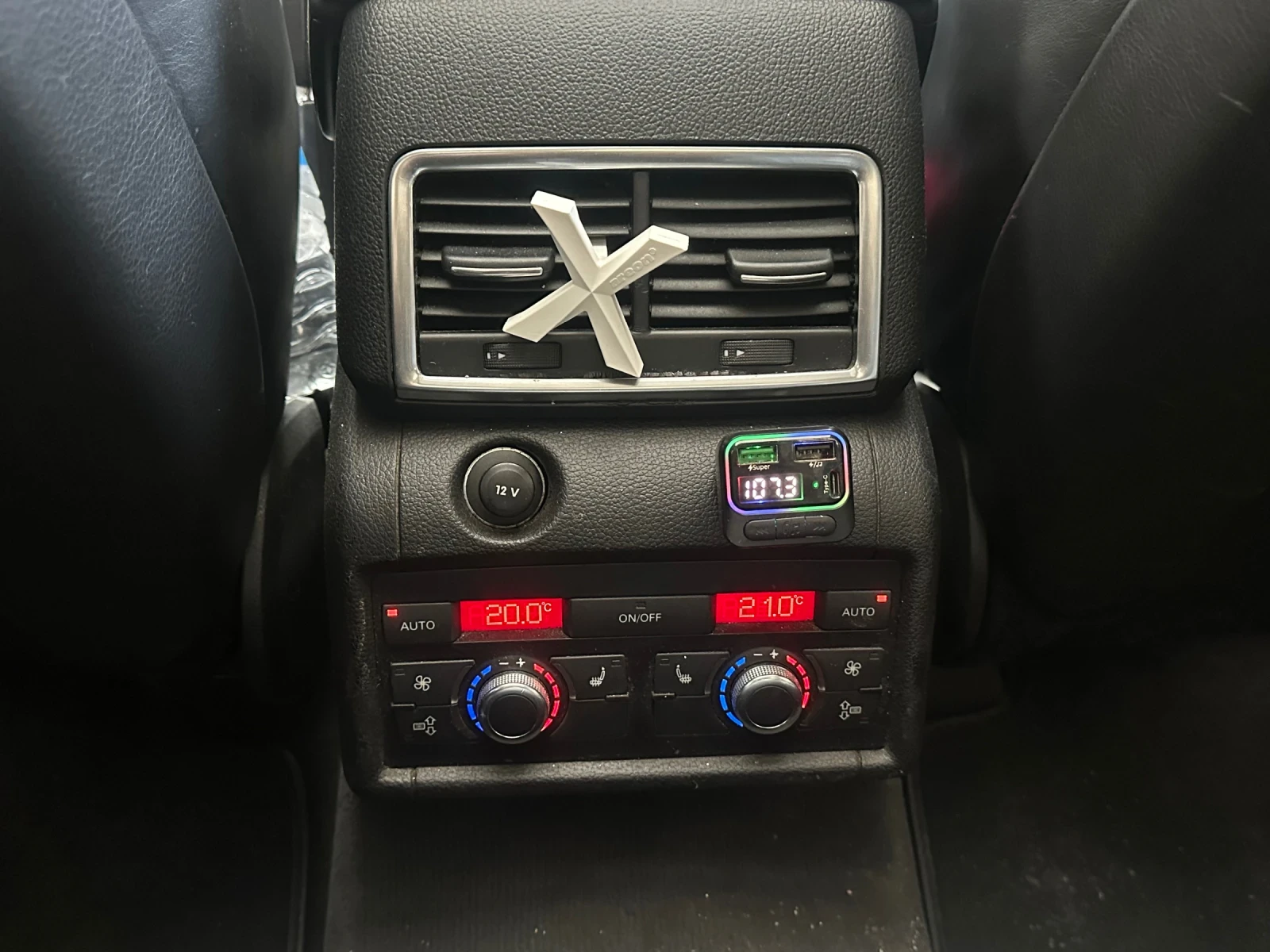 Audi Q7 4.2, снимка 9 - Автомобили и джипове - 54157370