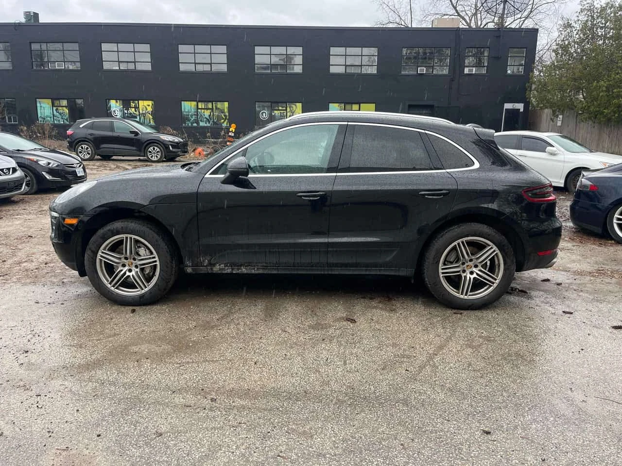 Porsche Macan * S * ОБДУХВАНЕ* ПАНОРАМА* BOSE* , снимка 2 - Автомобили и джипове - 54423531