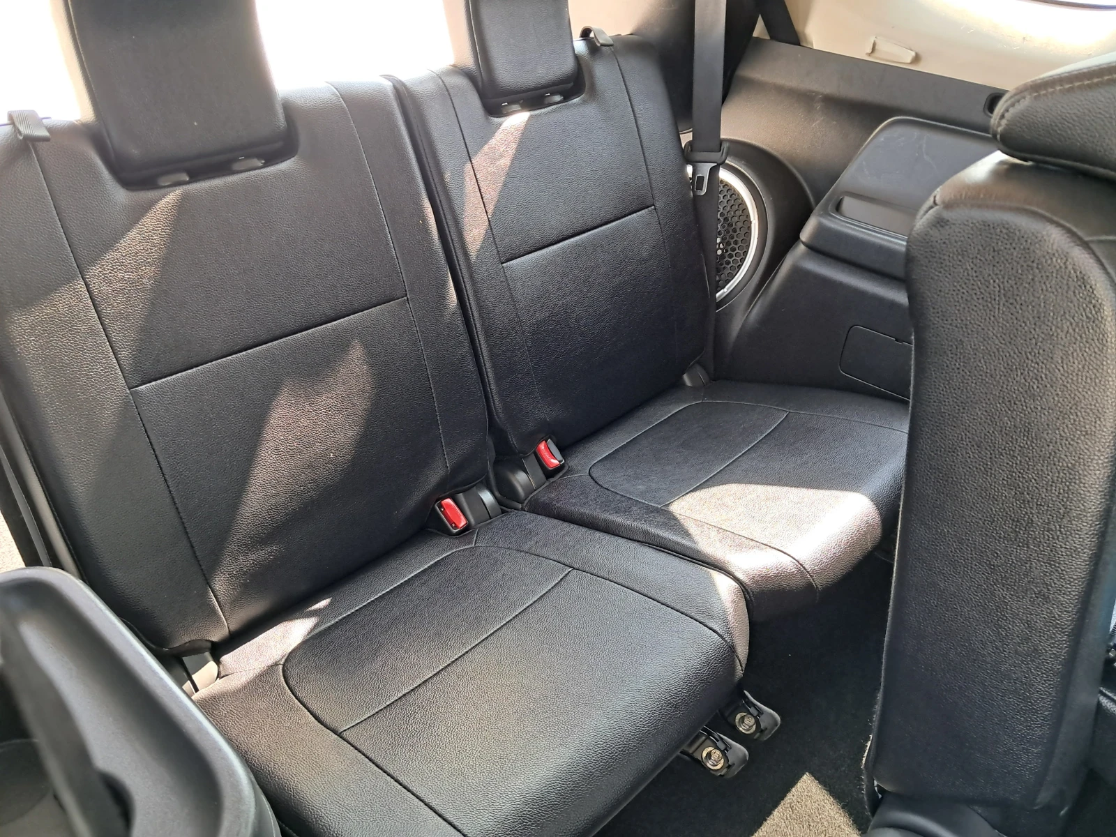 Mitsubishi Outlander 3.0 GT S-AWC 7места, снимка 10 - Автомобили и джипове - 54461481