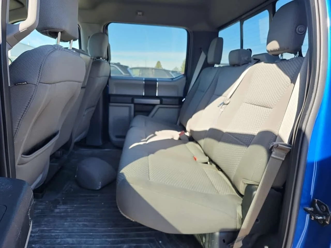 Ford F150 * 2wd Supercrew 5.5' Box Xlt Crew Cab Short Be, снимка 11 - Автомобили и джипове - 54618834