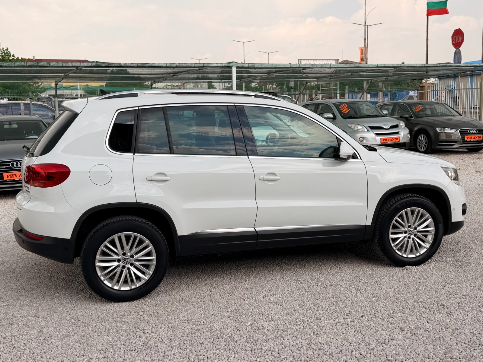 VW Tiguan 2.0TDI* CUP* NAVI* AVTOMAT* 177KS* LIZING | Mobile.bg � ����������� 4