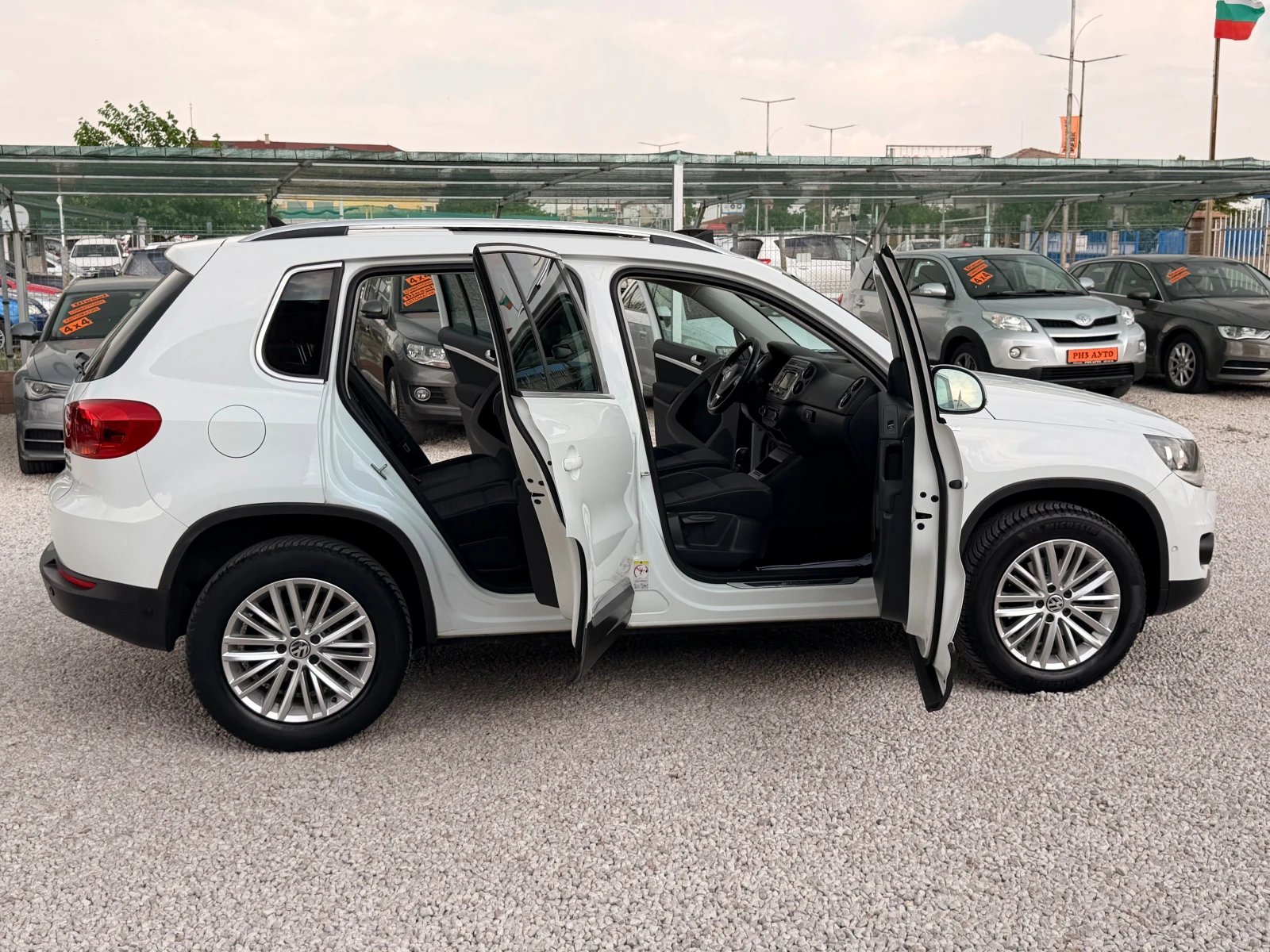 VW Tiguan 2.0TDI* CUP* NAVI* AVTOMAT* 177KS* LIZING | Mobile.bg � ����������� 6
