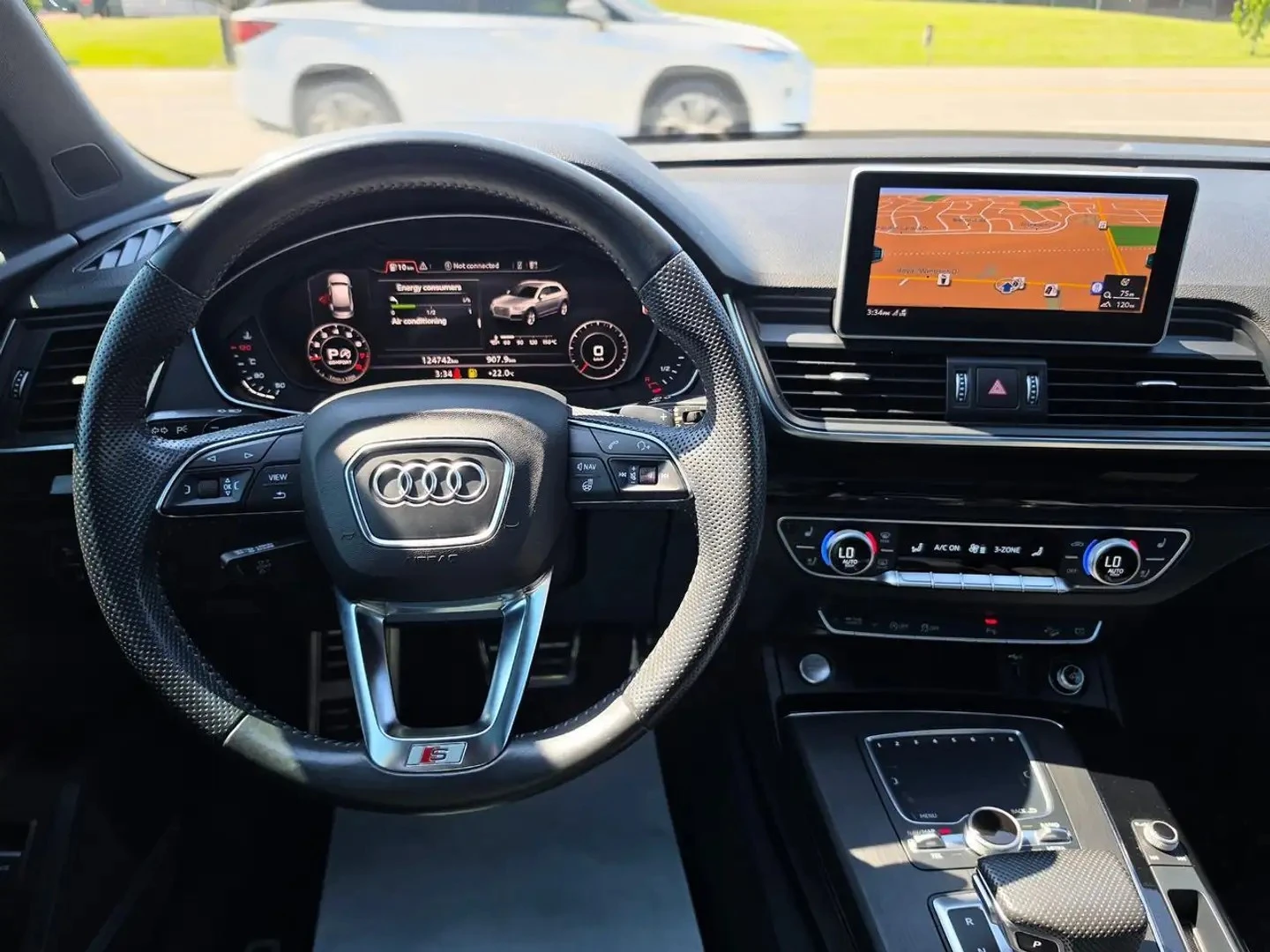 Audi Q5 TECHNIK S LINE ЦЕНА ДО БЪЛГАРИЯ АВТОКРЕДИТ, снимка 7 - Автомобили и джипове - 55465331