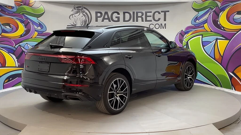 Audi Q8 55TFSI* BLACK OPTIC* ДИСТРОНИК* ОБДУХ* КРАЙНА ЦЕНА, снимка 6 - Автомобили и джипове - 55626552