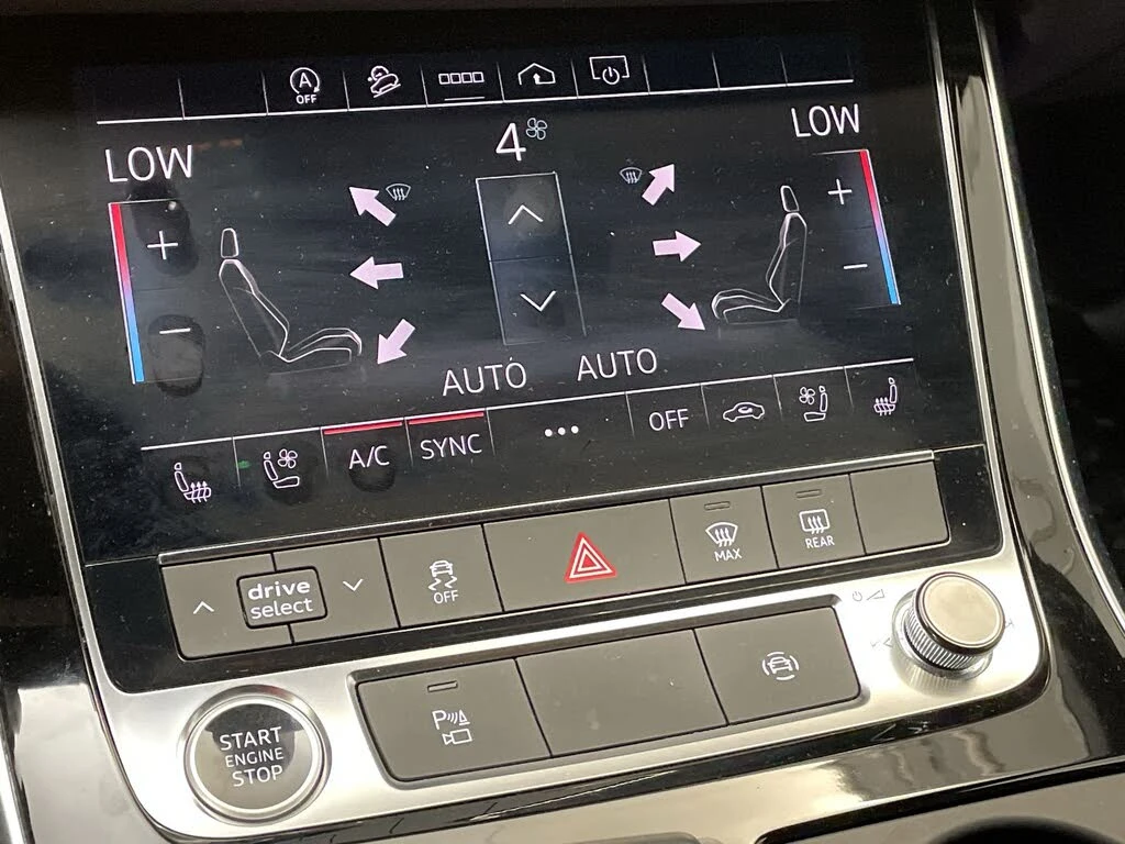 Audi Q8 55TFSI* BLACK OPTIC* ДИСТРОНИК* ОБДУХ* КРАЙНА ЦЕНА, снимка 14 - Автомобили и джипове - 55626552