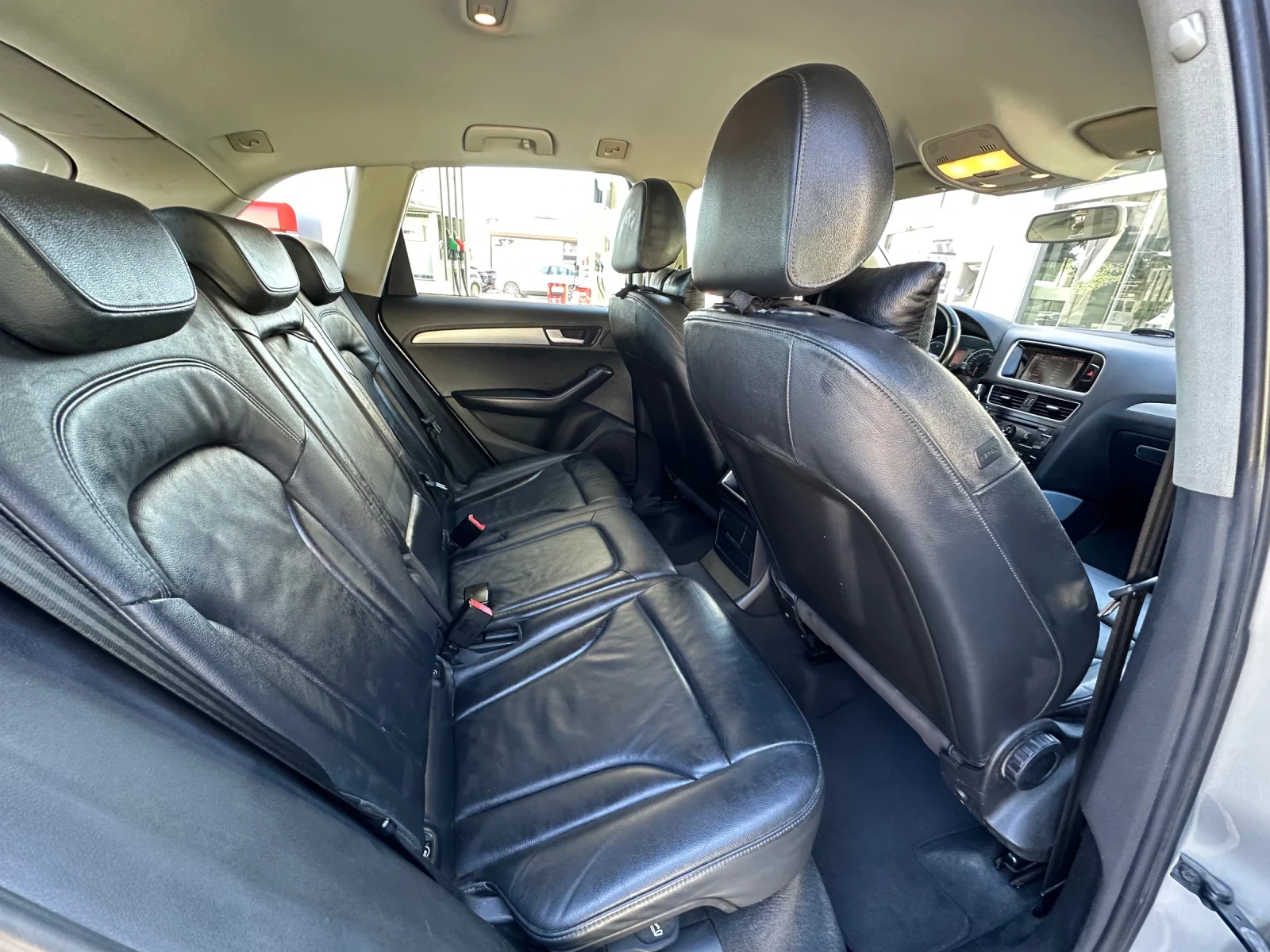 Audi Q5 3.0 TDI , снимка 13 - Автомобили и джипове - 56020585