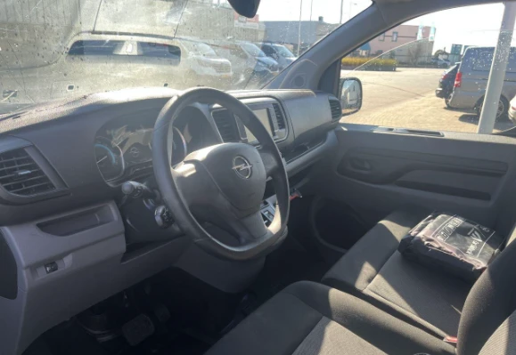Opel Vivaro  - изображение 8