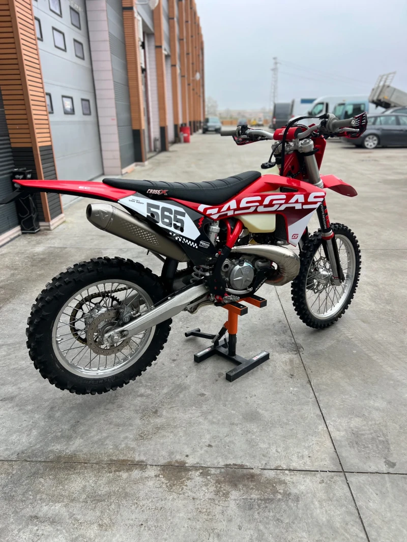 GASGAS EC EC300 Akrapovic, снимка 11 - Мотоциклети и мототехника - 52893662