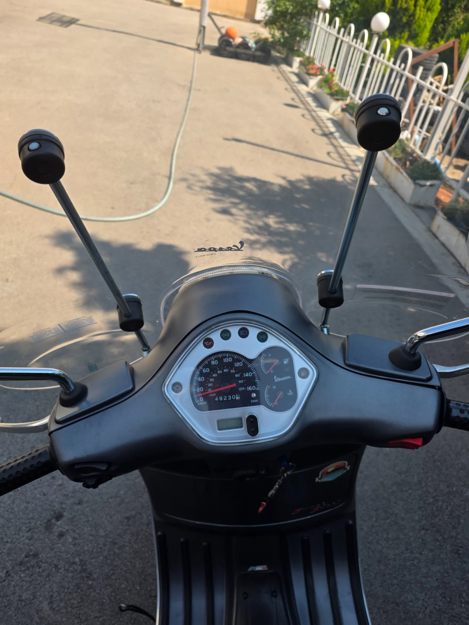 Vespa GTS 300i super sport akrapovic , снимка 11 - Мотоциклети и мототехника - 55247876