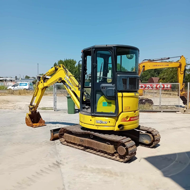 Багер Yanmar VIO30-6 НАЛИЧЕН, снимка 3 - Индустриална техника - 45177547