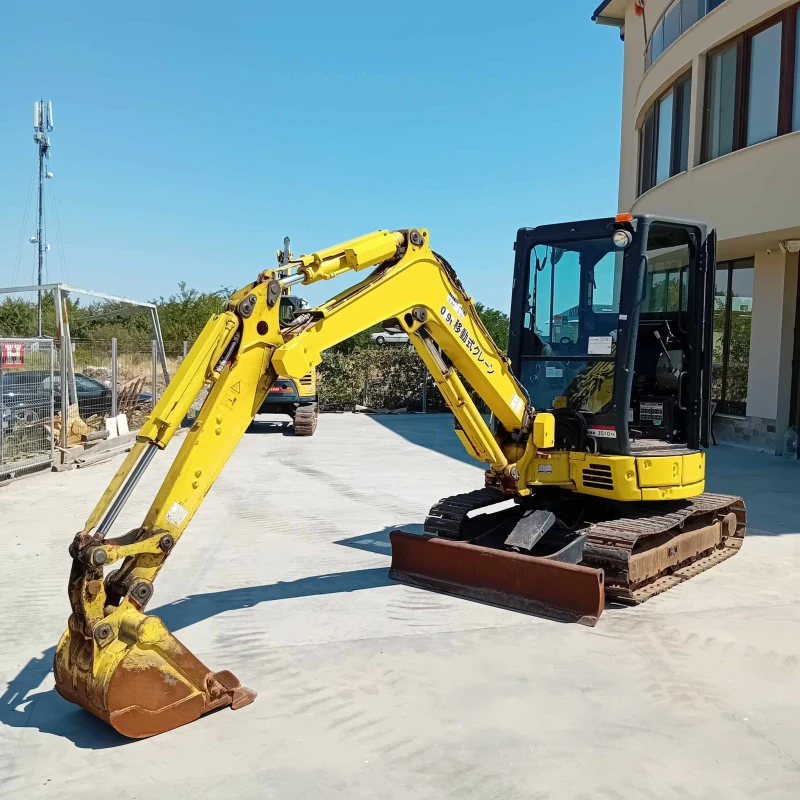 Багер Yanmar VIO30-6 НАЛИЧЕН - 2600 моточаса!!!, снимка 1 - Индустриална техника - 45177547