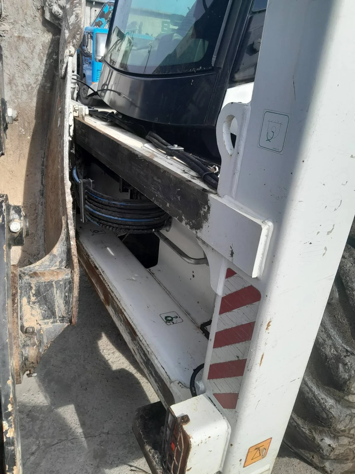 Багер Hidromek 102B, снимка 13 - Индустриална техника - 53716488