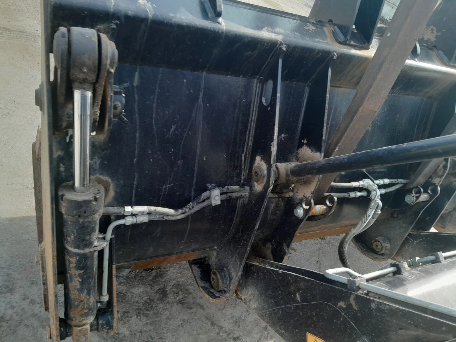 Багер Hidromek 102B, снимка 4 - Индустриална техника - 53716488