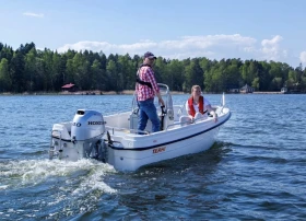 Лодка Terhi 450 CC, снимка 5 - Воден транспорт - 53502967